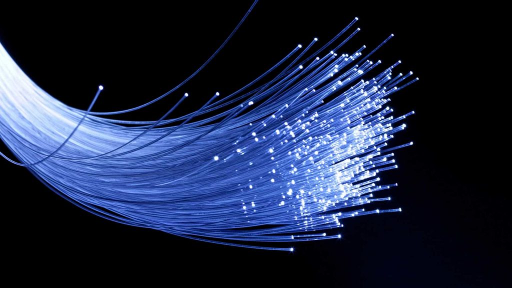 Portugal inaugura cabo de fibra ótica para ligação ultrarrápida entre Europa e Brasil